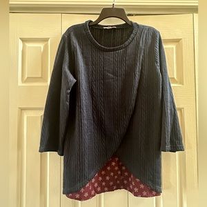 Medium Weekend navy & patterned sweater